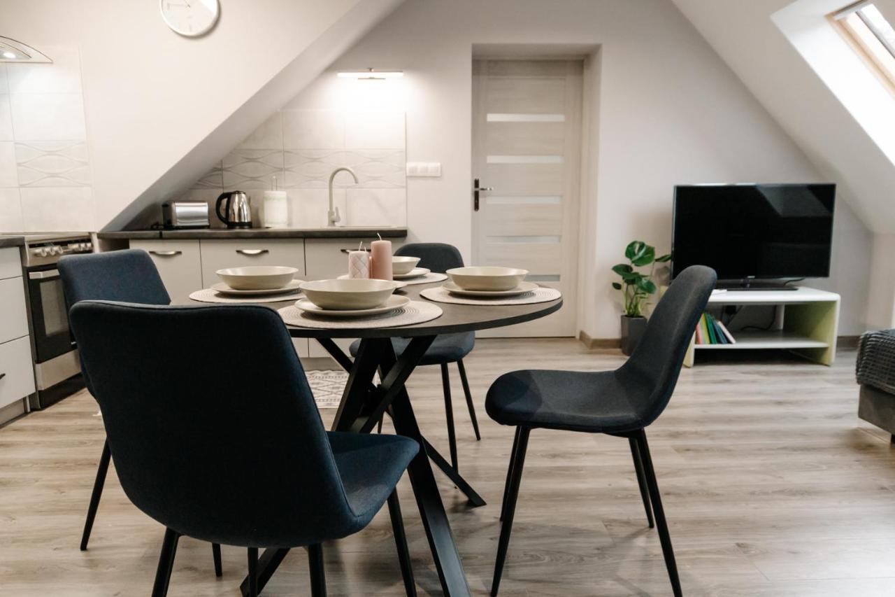 Apartament Karo 2 Karkonosze เยเลเนียกูรา ภายนอก รูปภาพ